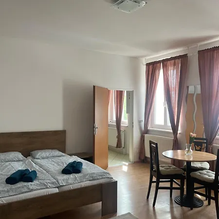 Apartman Vajb Jičín 外观 照片
